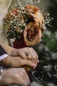 5 Creative Wedding Ring Alternatives